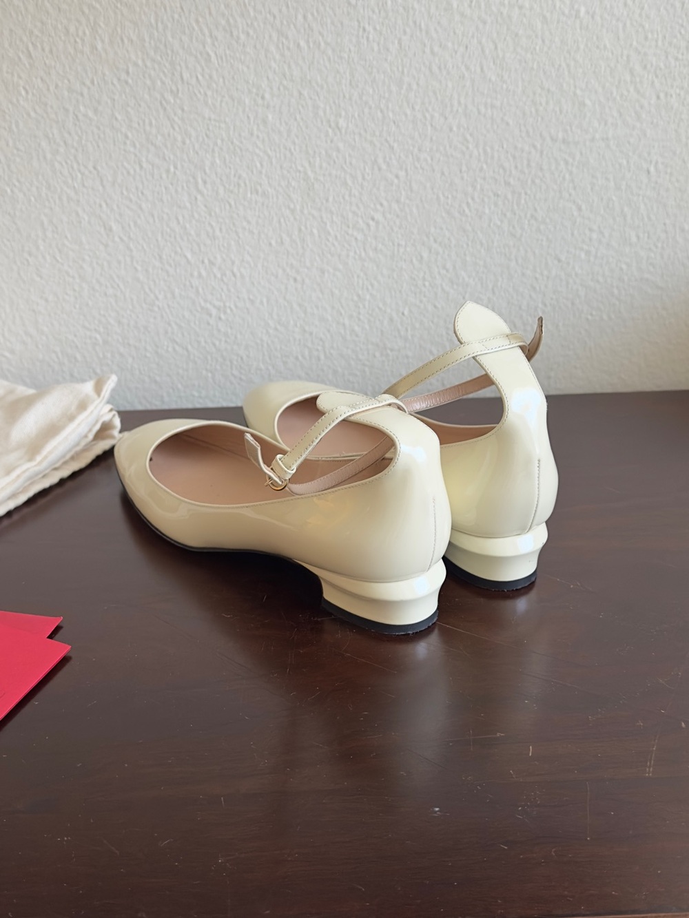 Valentino Garavani Cream Leather Ankle-Strap Low Heel Pumps - Picture 4 of 7